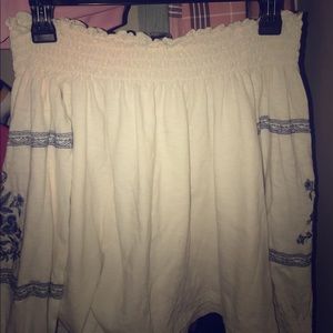 American Eagle off the shoulder top